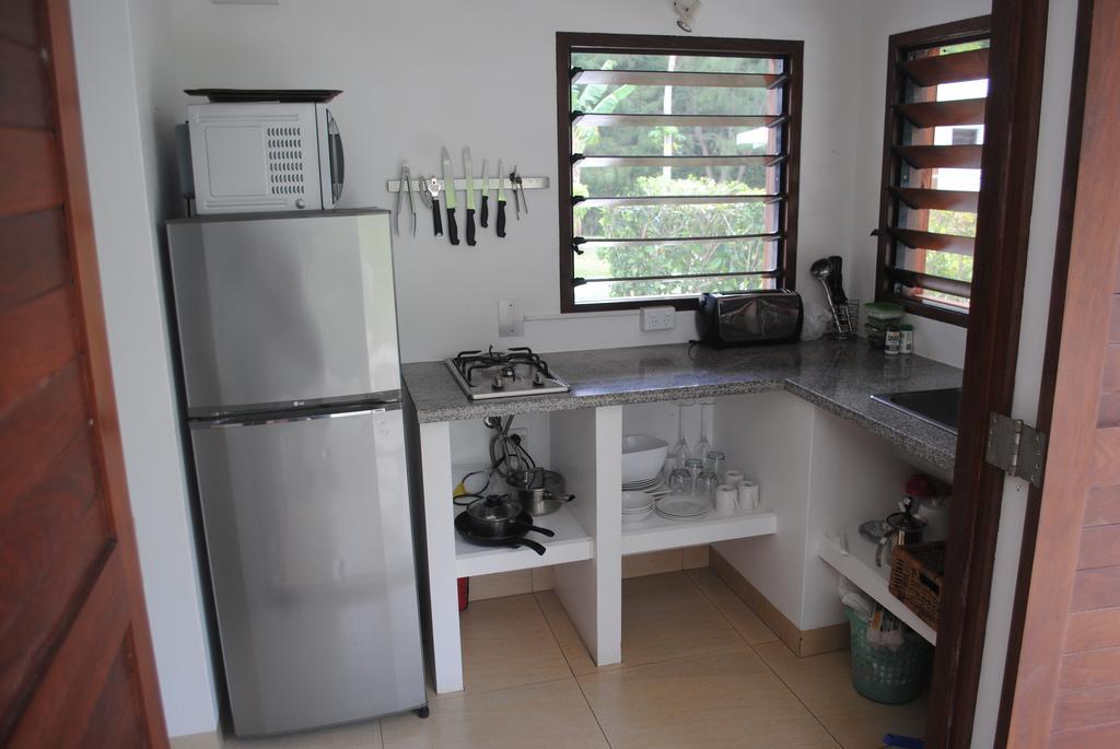 Angelfish Cove Villas Port Vila Room photo