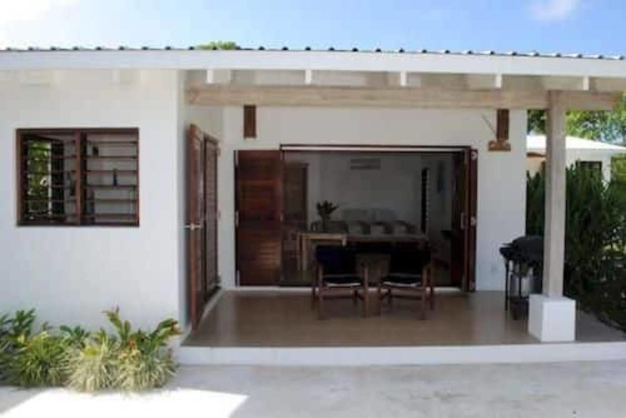 Angelfish Cove Villas Port Vila Exterior photo